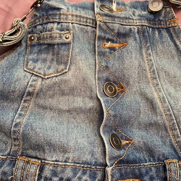 Overall Shorts - Picture 4 of 4